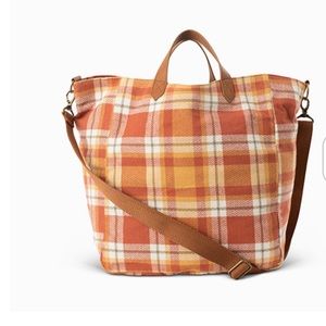 Thirty-One casual crossbody tote woven plaid